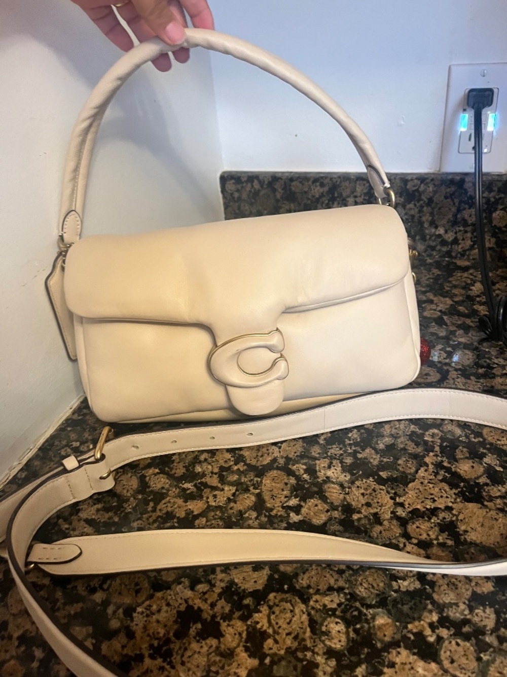 Coach Pillow Tabby 26 Leather Shoulder Bag Ivory - Picture 3 of 8